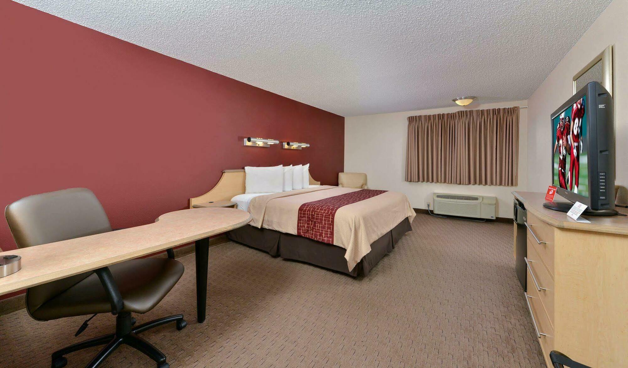 Red Roof Inn Seattle Airport - Seatac Exterior photo